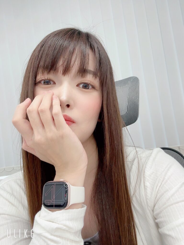 beauty 1756887452096