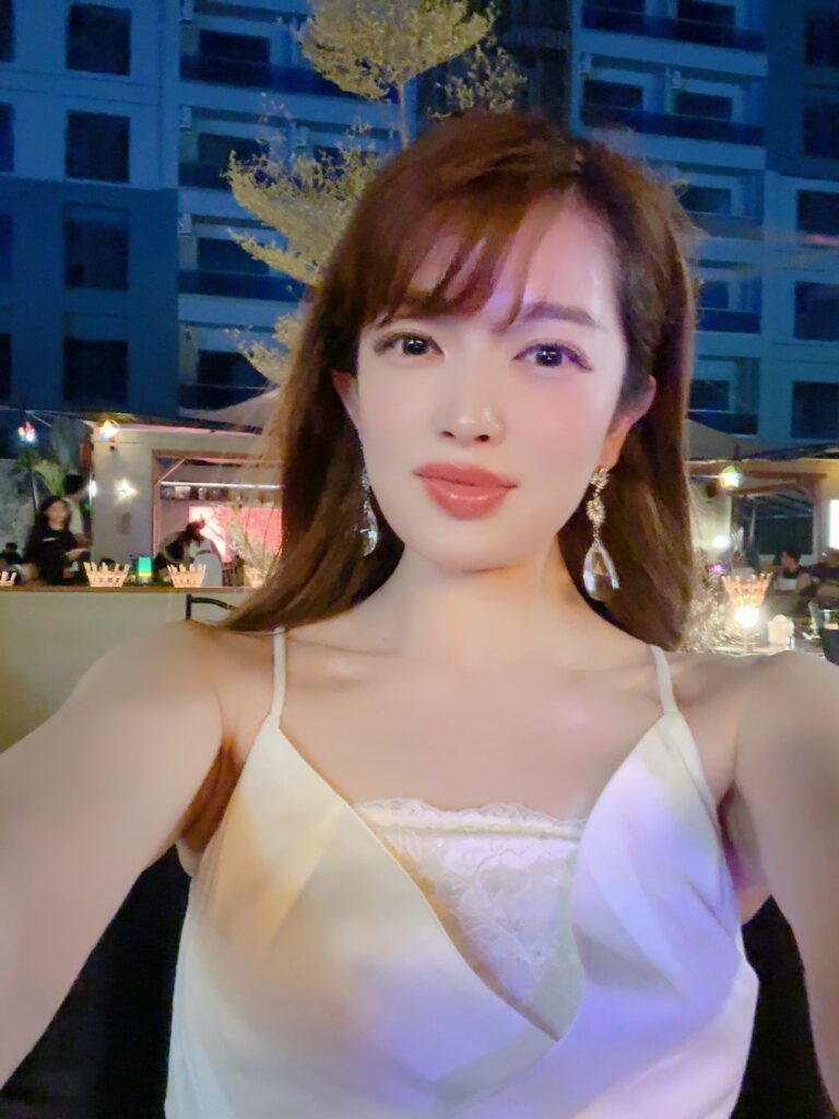 beauty 1776011550758